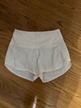 Lululemon speed up 2.5 White Athletic Shorts